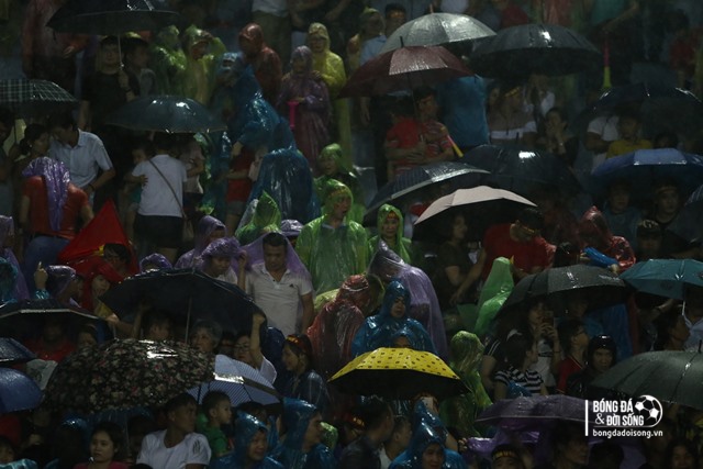 cdv doi mua co vu u23 viet nam 4