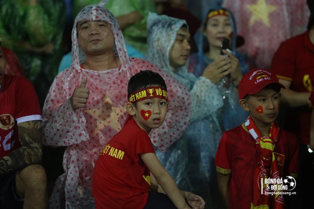 cdv doi mua co vu u23 viet nam 5