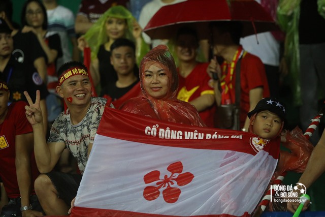 cdv doi mua co vu u23 viet nam 6