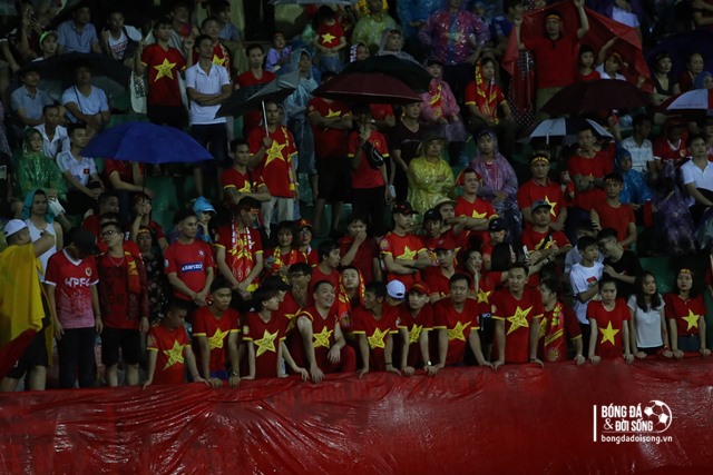 cdv doi mua co vu u23 viet nam 7