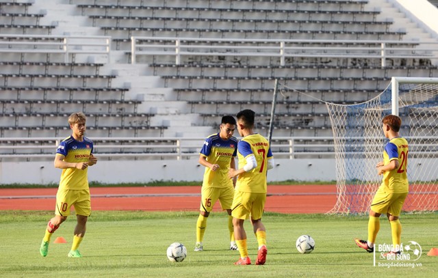 dt vn tro lai tap luyen king cup 2019 5