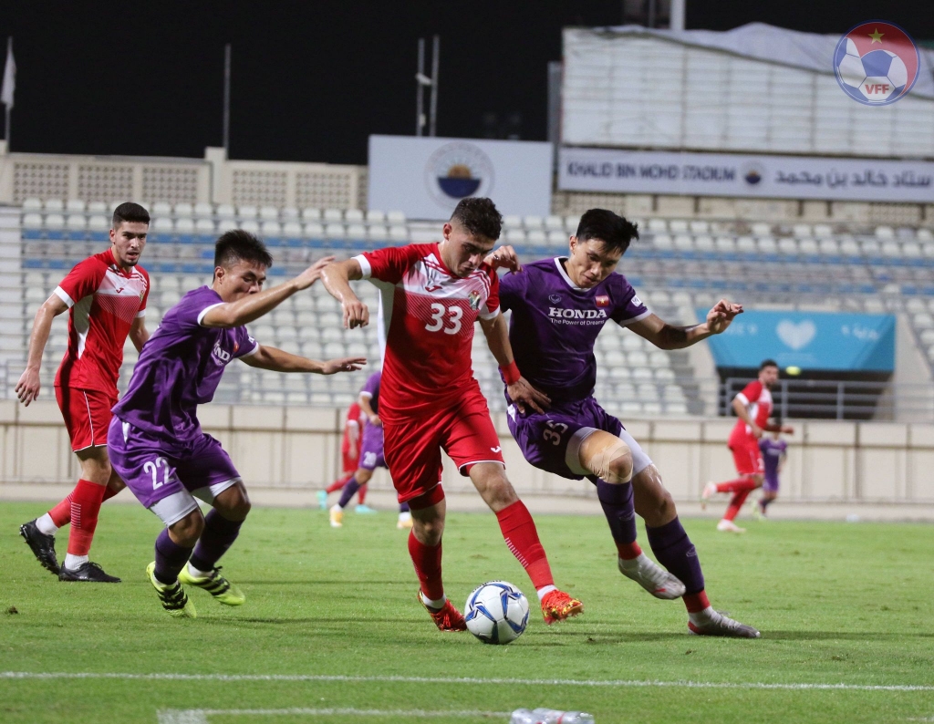 Văn Toản cản pen thành công, Việt Nam hòa 1-1 trước tuyển Jordan
