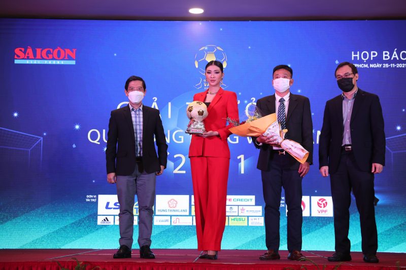 Công bố Giải thưởng Quả bóng Vàng Việt Nam 2021