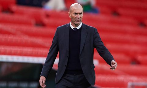 Bayern Munich chọn Zinedine Zidane làm HLV trưởng