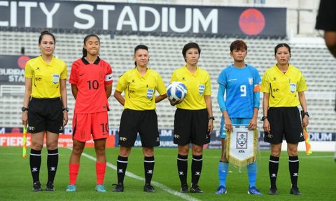 Các trọng tài nữ Việt Nam tham gia điều hành VCK giải bóng đá U17 nữ châu Á 2024