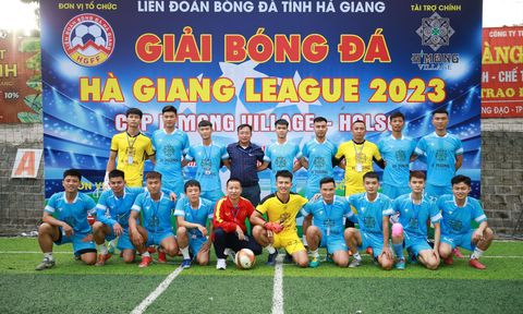 Tưng bừng khai mạc giải bóng đá Hà Giang League năm 2023