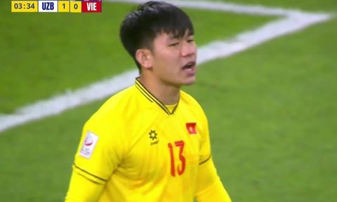 Thủ môn U23 Việt Nam mới thi đấu 3 phút đã lập kỷ lục buồn