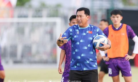 HLV Hứa Hiền Vinh: "Giải U19 Đông Nam Á 2024 là trải nghiệm tốt cho các cầu thủ"