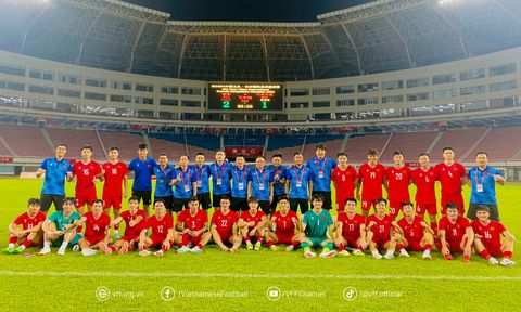 Đình Bắc toả sáng, U22 Việt Nam đánh bại U22 Malaysia