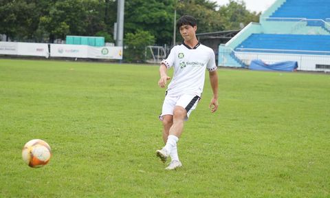 Công Phượng làm điều chưa từng có trong sự nghiệp tại Bình Phước FC