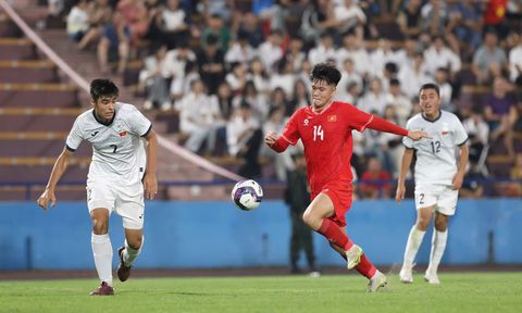 HLV Cristiano Roland chỉ ra nguyên nhân dẫn đến trận hoà của U17 Việt Nam