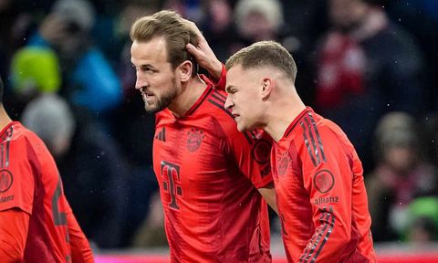 Bayern Munich 3 - 0  Augsburg: Đêm diễn bùng nổ của Harry Kane