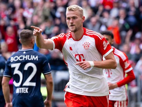 Matthijs de Ligt hạnh phúc ở Bayern Munich giữa tin đồn chuyển đến MU
