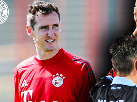 Huyền thoại Miroslav Klose có thể dẫn dắt Bayern Munich