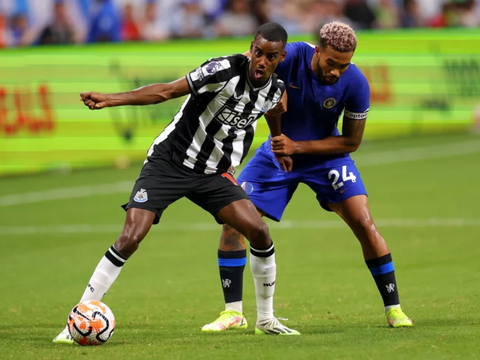 Cập nhật mới nhất trận Newcastle vs Chelsea: Sterling ghi siêu phẩm gỡ hòa