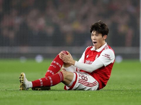 Takehiro Tomiyasu khiến Arsenal lo lắng trước trận gặp Luton