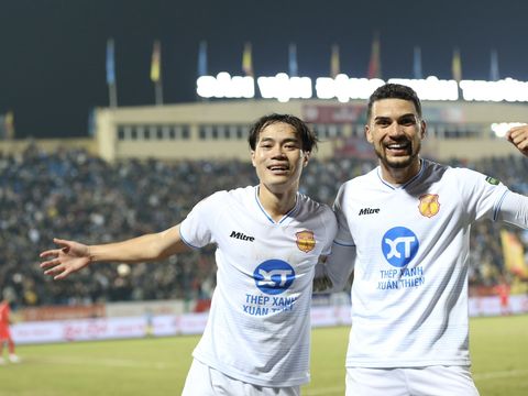 Tiền đạo Văn Toàn: 'Hy vọng trong thời gian tới, Nam Định sẽ có nhiều cầu thủ lên tuyển'