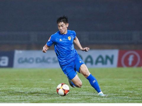Tiền đạo Nguyễn Đình Bắc: ''Tôi rất vui khi được quay trở lại thi đấu''