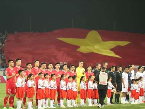 Ai sẽ thay thế huấn luyện viên Troussier dẫn dắt ĐT Việt Nam?