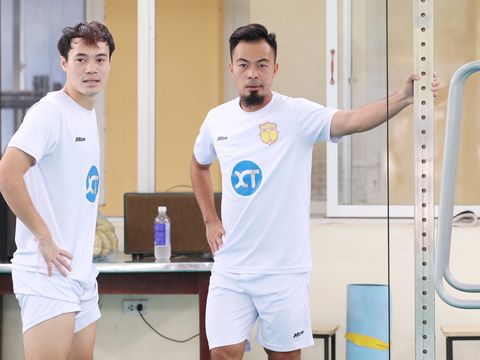 Loạt đội bóng V.League hội quân trở lại: Nam Định và Hà Nội FC "ngầm" tuyên chiến