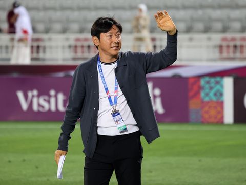 Việt Nam sốt sắng, HLV Shin Tae Yong thản nhiên: "Tôi không biết có cần phải vô địch AFF Cup không?"