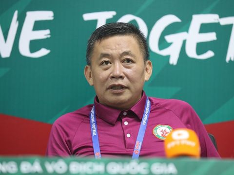 HLV Bùi Đoàn Quang Huy lý giải nguyên nhân không dùng thủ môn Văn Lâm
