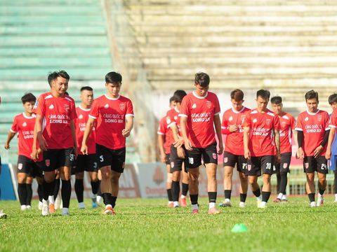 Thêm một đội bóng nguy cơ dừng hoạt động: Đắng lòng cho cựu vương V.League