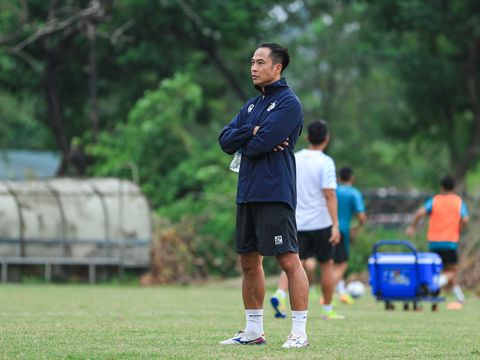 HLV Hà Nội FC: "Ngoại binh của chúng tôi thi đấu không hay như trên video"