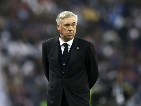 Hé lộ thời điểm HLV Carlo Ancelotti giải nghệ