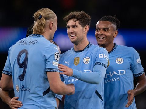 Manchester City đi vào lịch sử của UEFA Champions League