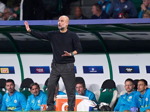 Pep Guardiola chốt tương lai cùng Manchester City