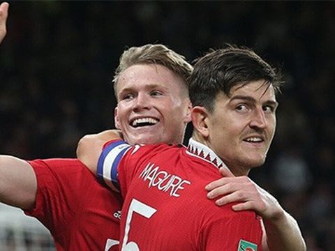 Maguire được Solskjaer ca ngợi là 1 trong 2 người hùng thầm lặng ở MU