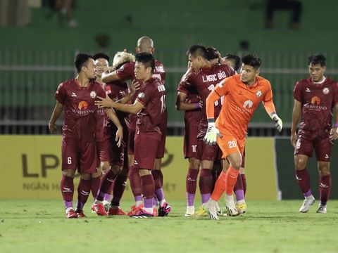 Bình Định 2-1 Nam Định: Bước ngoặt cuộc đua vô địch