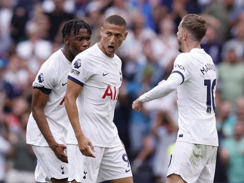 HLV Tottenham: “Chúng tôi không nghĩ đội sẽ chi 100 triệu bảng”