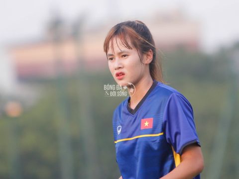 Hot girl U19 nữ Việt Nam khiến mọi trái tim đều hóa đá
