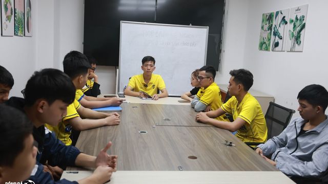 CĐV Sông Lam Nghệ An tại Hà Nội làm điều đặc biệt cổ vũ đội bóng quê hương